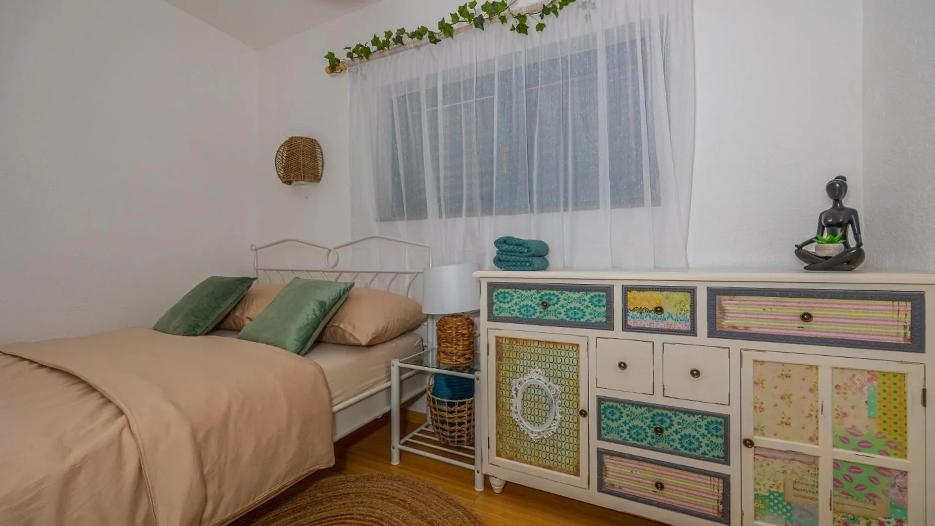 Palmhouse In Jadranovo - Haus Fuer 6 Personen Villa