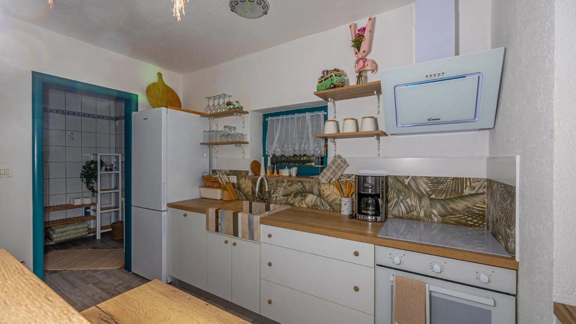 Palmhouse In Jadranovo - Haus Fuer 6 Personen Villa 0*,  Croatia